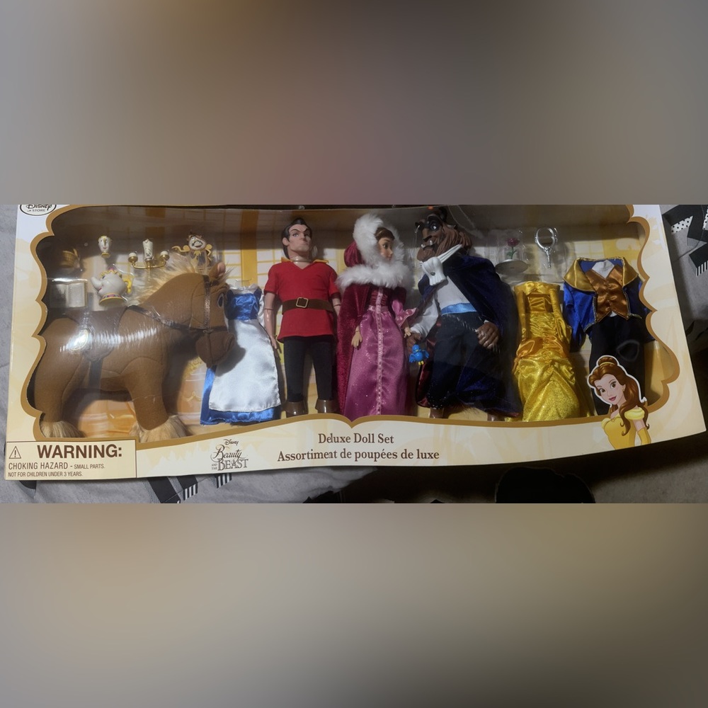 Deluxe BATB doll set from Disney store